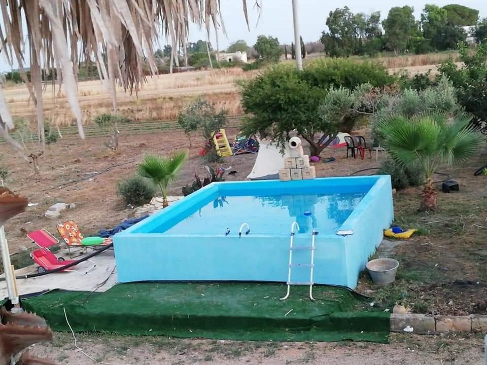 Aree Tende Presso La Casa In Campagna Di Ottavia Hotel Алецио Екстериор снимка